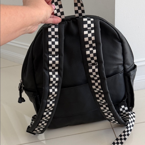 STATE Black and Gold Kids Backpack fuzzy bolt - Picture 4 of 11